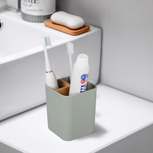 Bamboo Toothbrush Holder with 3 Slots - Green