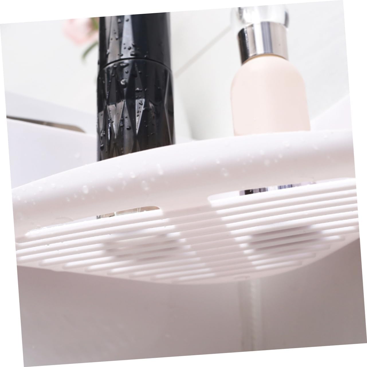 2pcs No Punching Triangle Storage Rack for Bathroom and Kitchen
