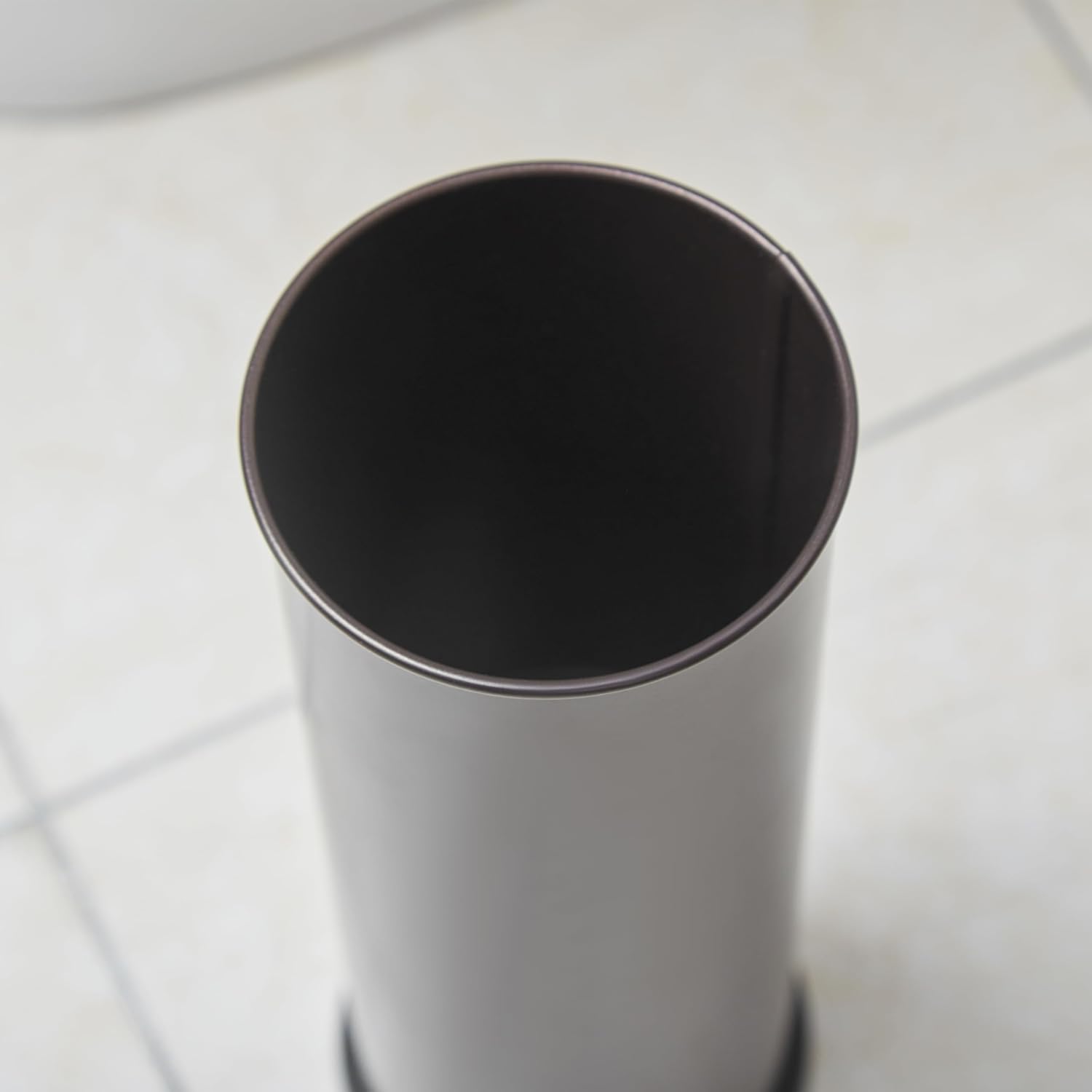 Huji Rust Resistant Bronze Toilet Brush Holder