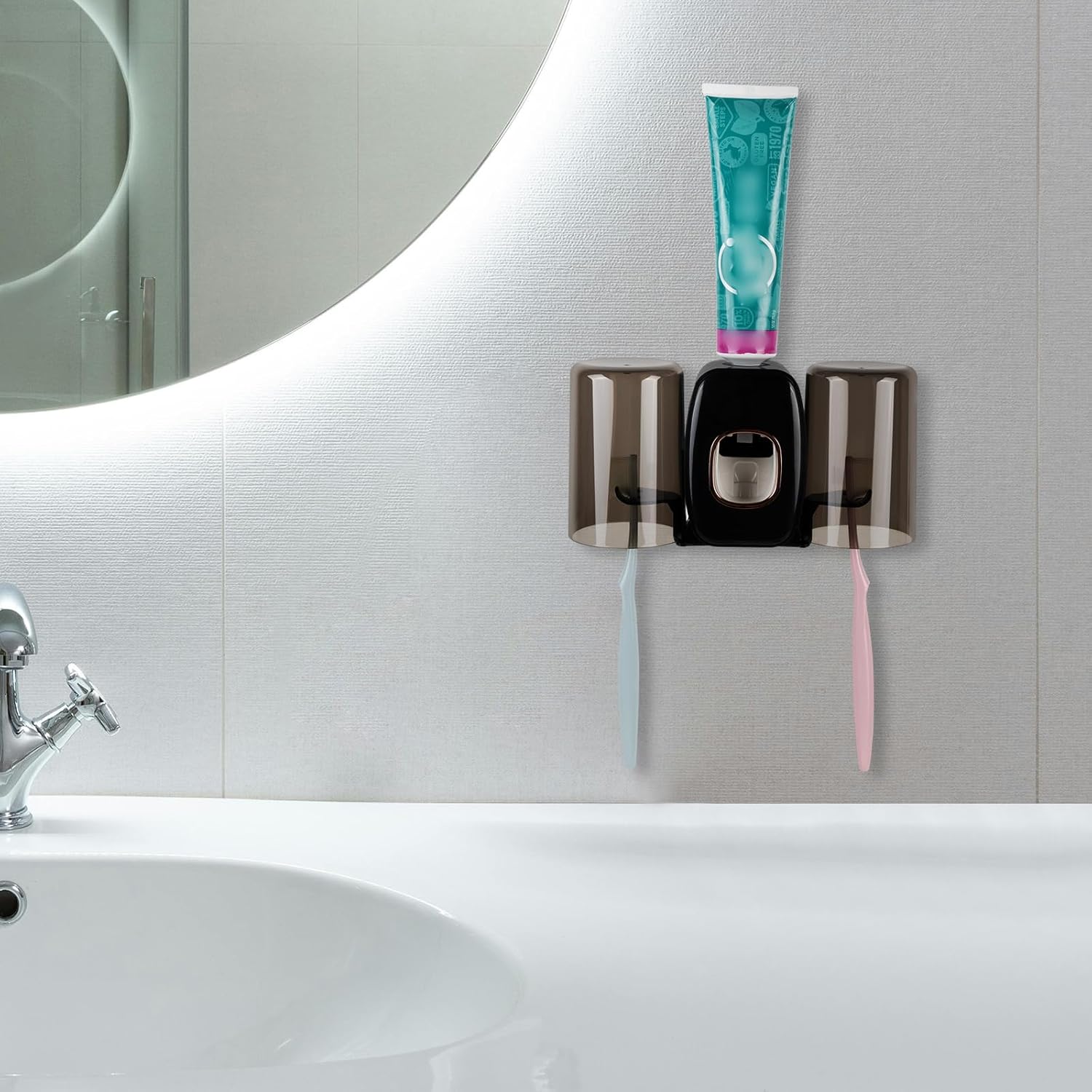 LUEXBOX 4 Slots Wall Mounted Toothbrush Holder with Cover - Black
