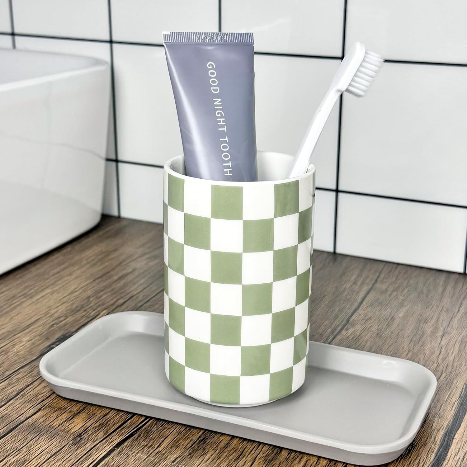 Nakor Home Sage Green Ceramic Toothbrush Holder
