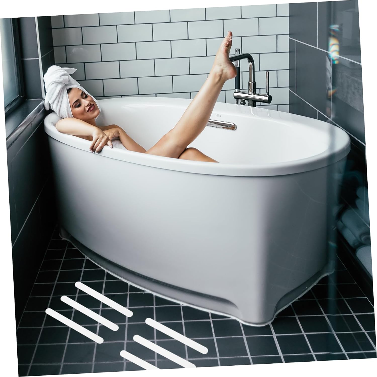 Holibanna 1Set Anti-Slip Bathtub Sticker with Scraper Adhesive